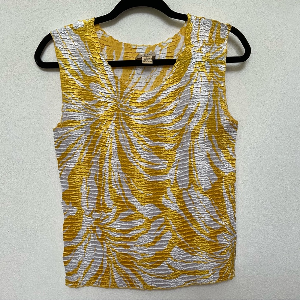 Plisse Yellow, White Tropical Print Scrunch Tank Top Size Large Vacation Summer